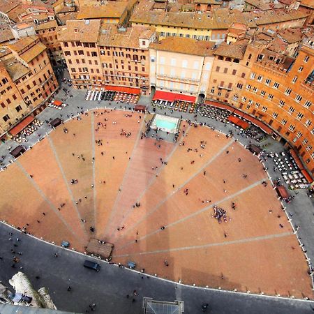 Stilnuovo Charming Apartment In Siena'S Historic Center, Very Close To Piazza Del Campo Bagian luar foto