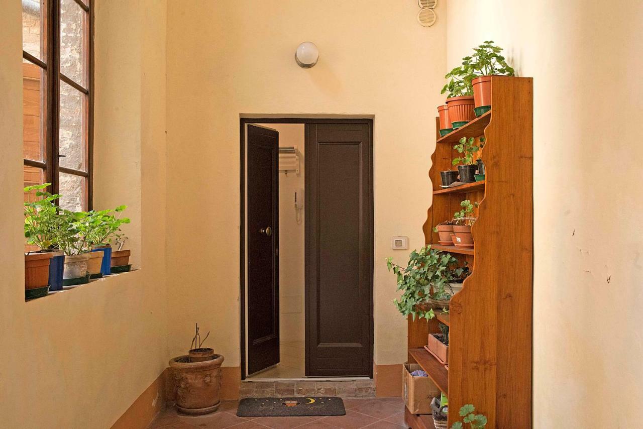 Stilnuovo Charming Apartment In Siena'S Historic Center, Very Close To Piazza Del Campo Bagian luar foto