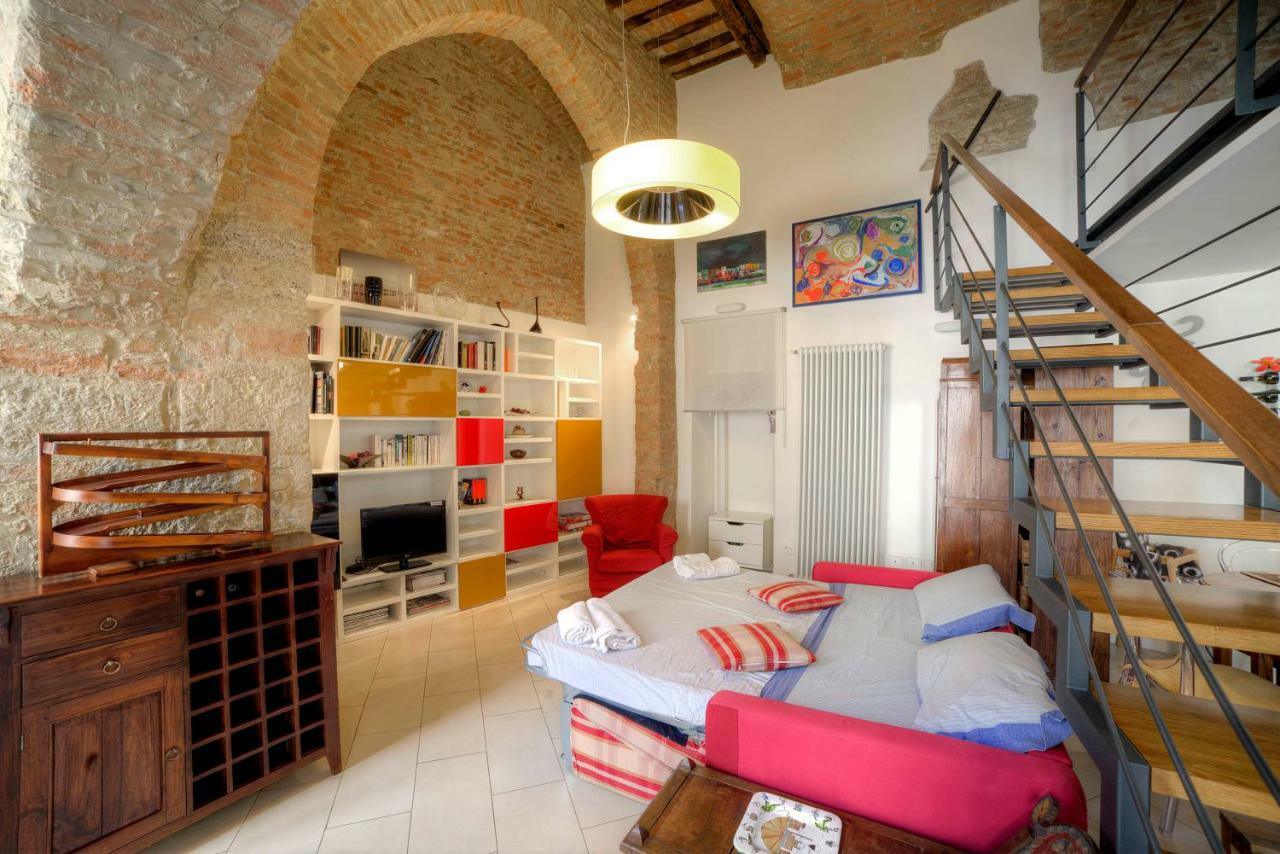 Stilnuovo Charming Apartment In Siena'S Historic Center, Very Close To Piazza Del Campo Bagian luar foto